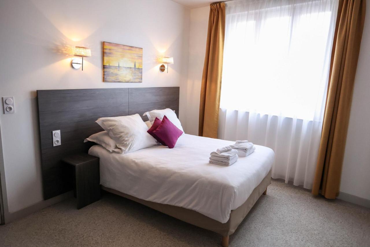 Hotel Le Chapon Fin Муасак Экстерьер фото
